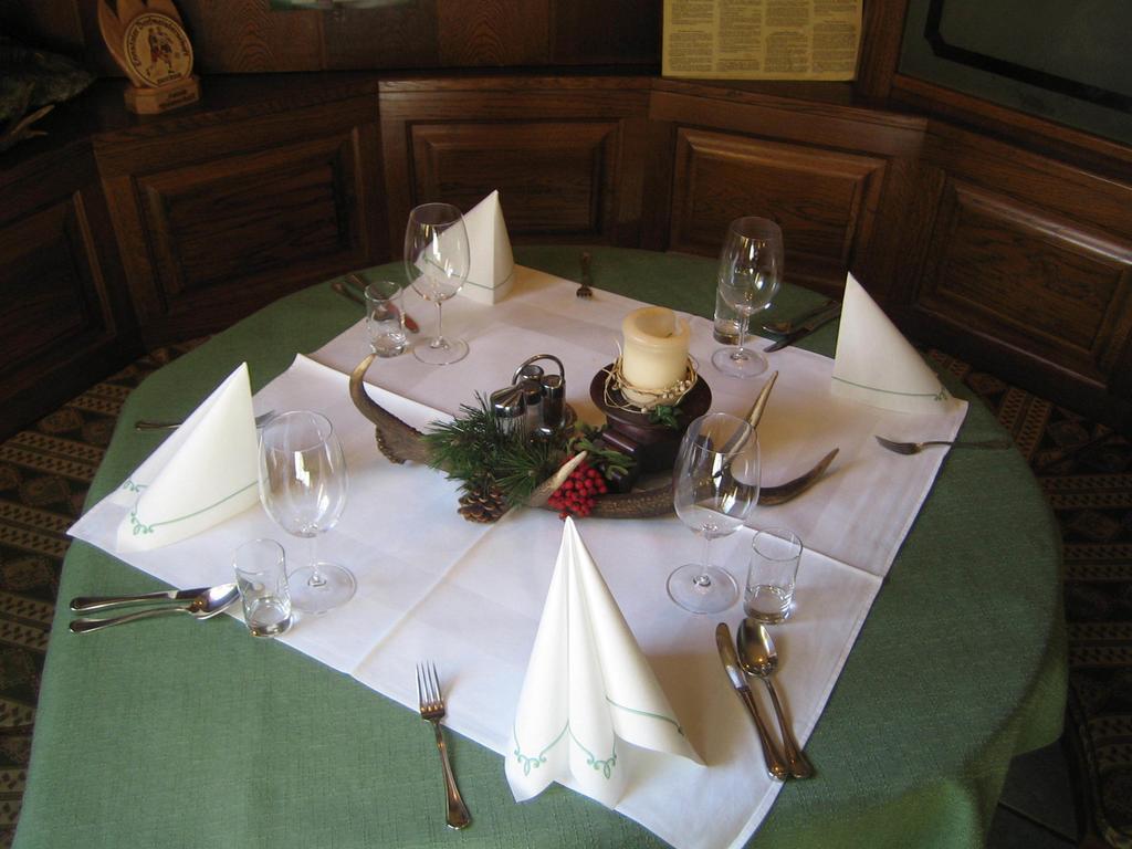 Gasthof Ruescher Hotel Donnersbach ภายนอก รูปภาพ